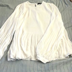 Zara EUC white flowy top